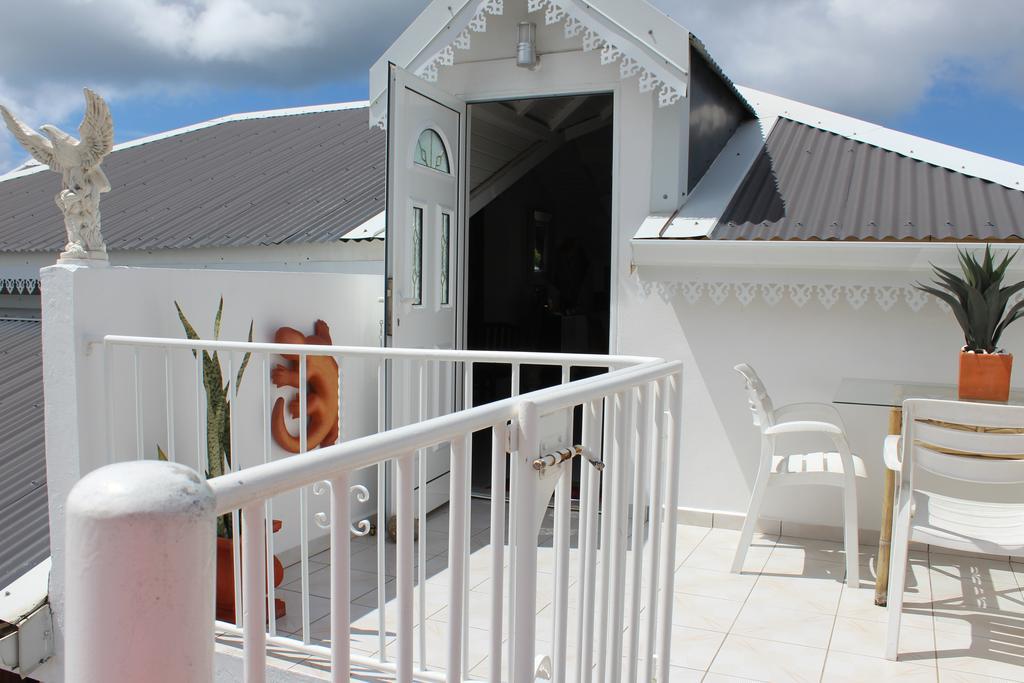 Coco Land Apartment Sainte-Anne  Exterior photo